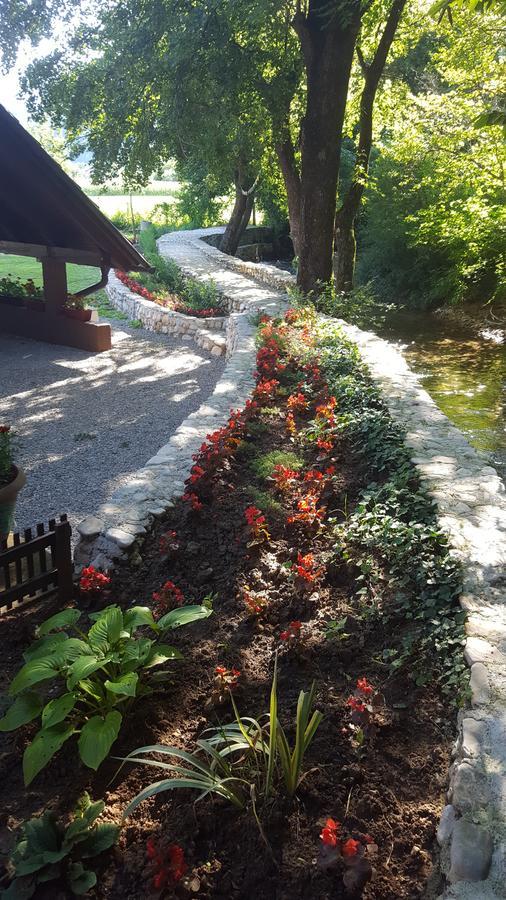 Holiday Home Adna Bihać Exterior foto